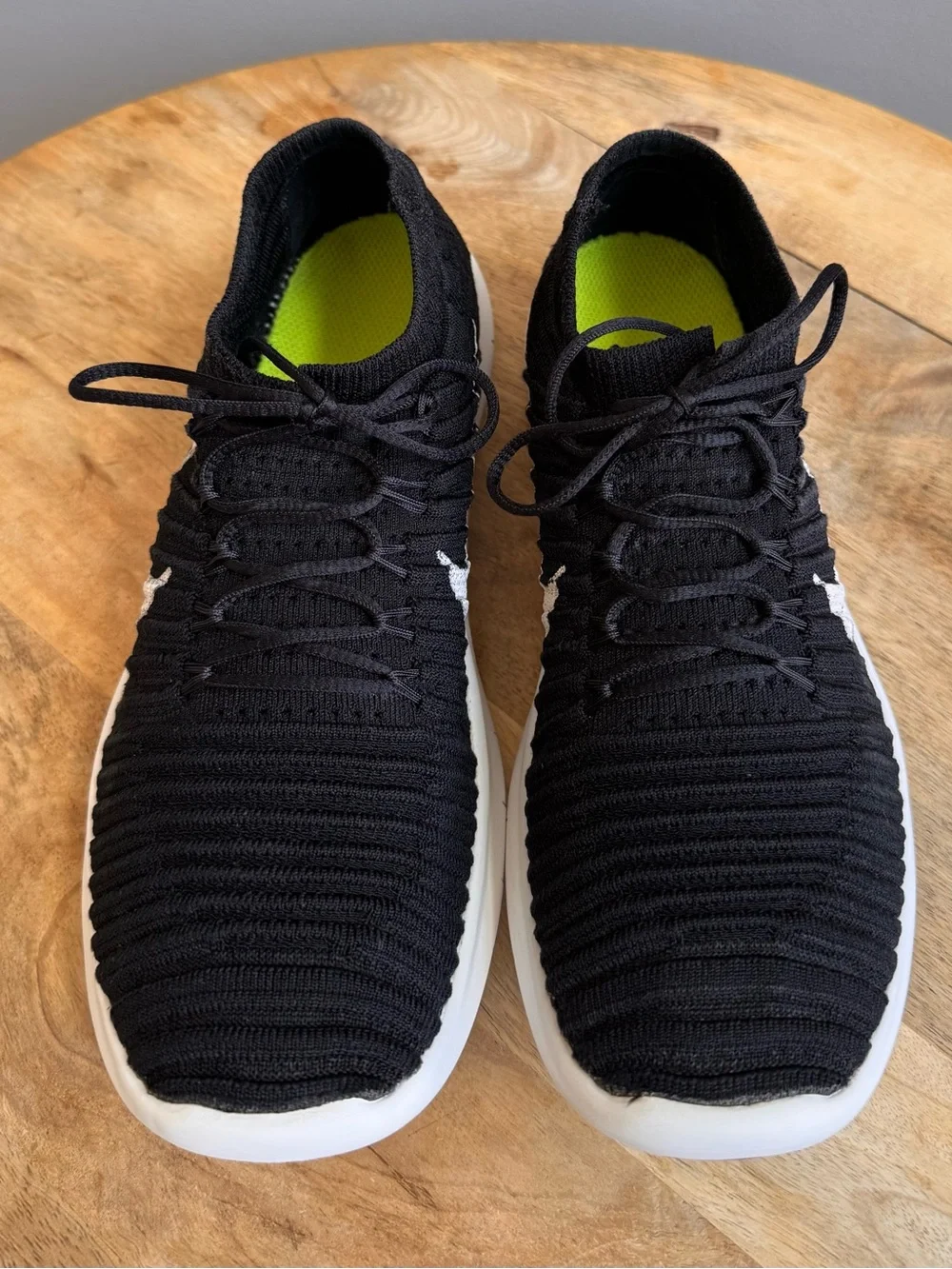 Nike Free RN Motion Flyknit Black White 834585-001 Women's Size 8 Running Shoes - Picture 7 of 9